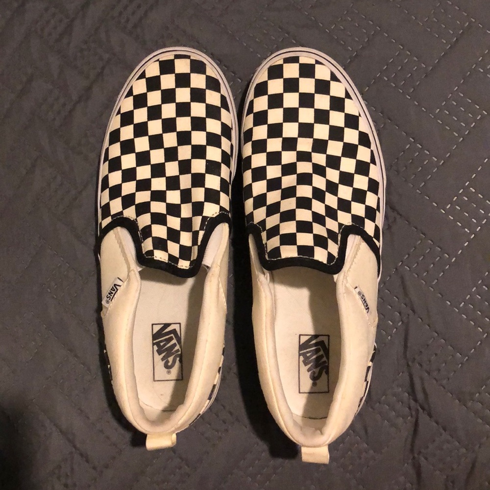 checkerboard vans